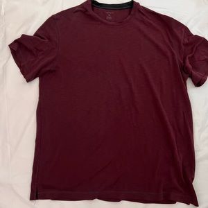 VAN HEUSEN BURGUNDY TEE WITH BLACK TRIM